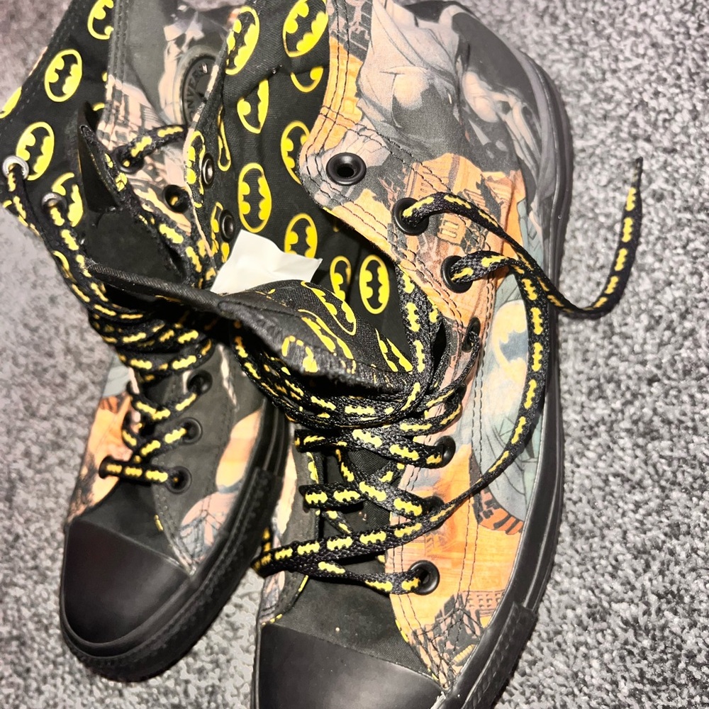 Vintage limited edition Batman- converse all star chuck taylor